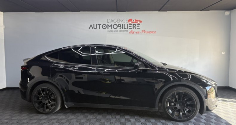 Tesla Model Y Long Range AWD 79 kWh 2023 - photo n°2 Tesla Model Y Long Range AWD 79 kWh  occasion à Venelles - photo n°2