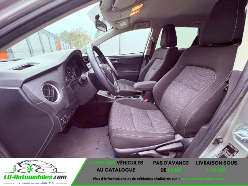 Toyota Auris Touring Sports 100 VVT-i  occasion � Beaupuy - photo n�7
