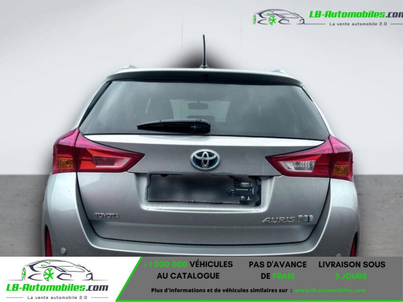 Toyota Auris Touring Sports 100 VVT-i  occasion � Beaupuy - photo n�6