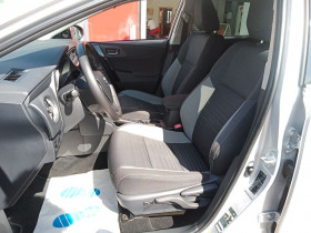 Toyota Auris Touring Sports 100 VVT-i  occasion  Beaupuy - photo n7