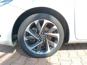 Toyota Auris Touring Sports 100 VVT-i  occasion  Beaupuy - photo n9