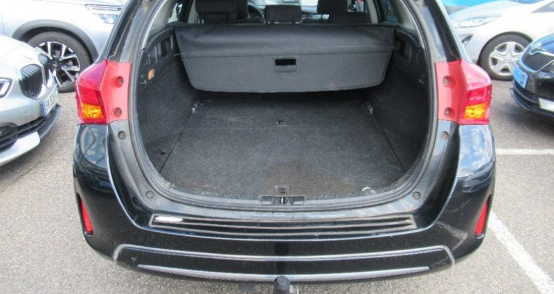 Toyota Auris Touring Sports Hybride 136h Style  occasion � AUBIERE - photo n�7