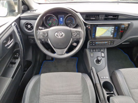 Toyota Auris Touring Sports Hybride 136h  occasion  Beaupuy - photo n3