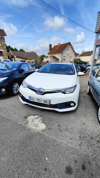 Toyota Auris 1.8 hybride