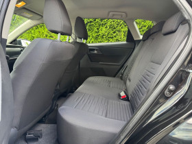 Toyota Auris 116 1.2T BVM  occasion  Beaupuy - photo n6