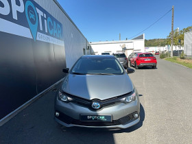 Toyota Auris Auris Hybride 136h Collection 5p  occasion � Lescure-d'Albigeois - photo n�2