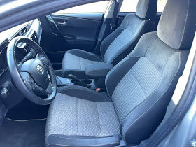 Toyota Auris Auris Hybride 136h Collection 5p  occasion � Lescure-d'Albigeois - photo n�12