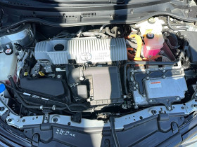 Toyota Auris Auris Hybride 136h Collection 5p  occasion � Lescure-d'Albigeois - photo n�3