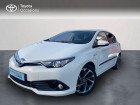 Toyota Auris occasion Blanc année 2017 boite Variation continue Annonce Toyota Auris occasion Hybride HSD 136h Design à NOYAL PONTIVY