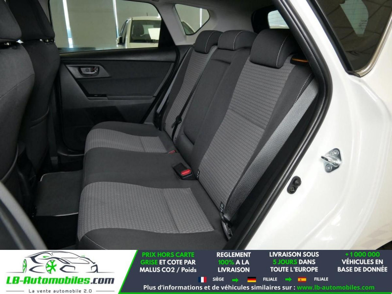 Toyota Auris Hybride 136 ch  occasion � Beaupuy - photo n�4