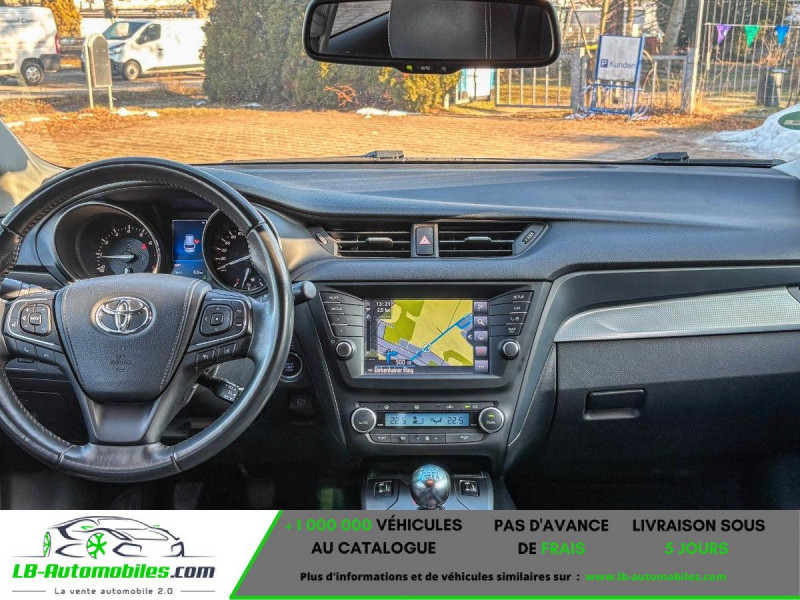 Toyota Avensis 147 VVT-i  occasion � Beaupuy - photo n�3