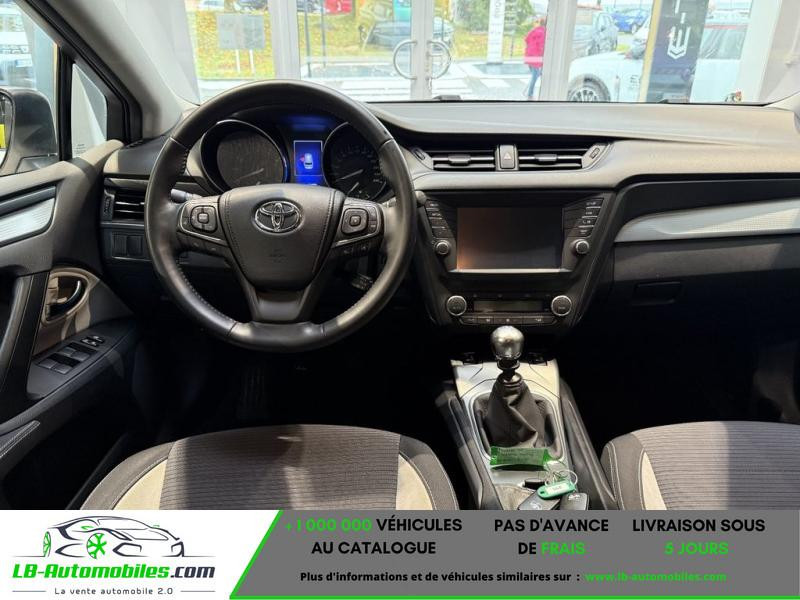 Toyota Avensis 147 VVT-i  occasion  Beaupuy - photo n3