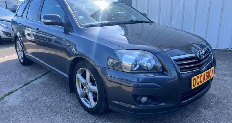 Toyota Avensis 2.2 D4D 177CH CUIR / GPS / MOTEUR A CHAI