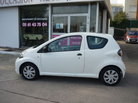 Toyota Aygo 1.0 VVT-I 68CH ACTIVE 3P  occasion à Toulouse - photo n°2