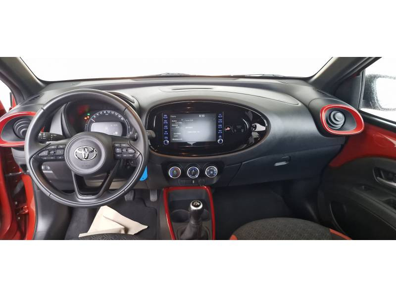 Toyota Aygo 1.0 VVT-i 72 Design 2022 - photo n°6 Toyota Aygo 1.0 VVT-i 72 Design  occasion à Montauban - photo n°6