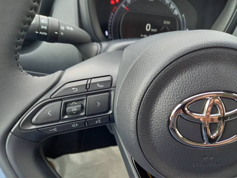 Toyota Aygo 1.0 VVT-i 72 S-CVT Design 2023 - photo n°8 Toyota Aygo 1.0 VVT-i 72 S-CVT Design  occasion à Muret - photo n°8