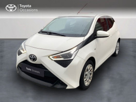 Toyota Aygo occasion 2019 mise en vente à Pluneret par le garage Toyota Altis Auray - photo n°1
