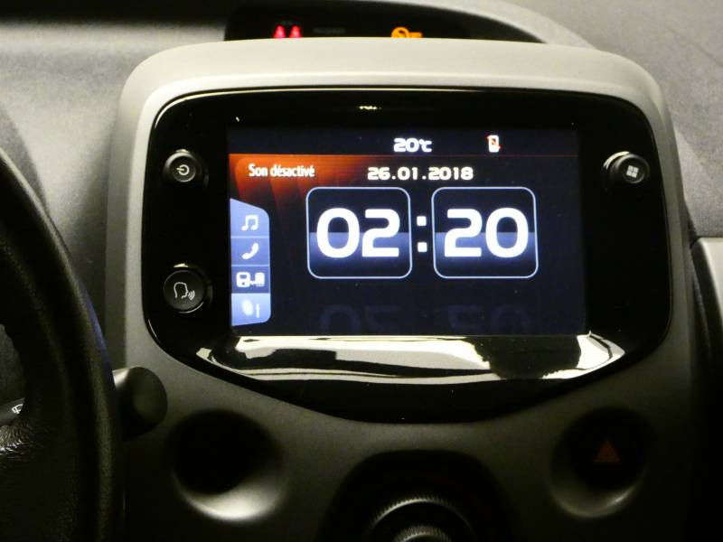 Toyota Aygo 1.0 VVT-i x-play  occasion à Saint Laurent des Vignes - photo n°9