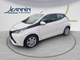 Toyota Aygo occasion 2017 mise en vente à Vert Saint Denis par le garage NISSAN SUZUKI - JEANNINADVANCED CAR 77 - photo n°1