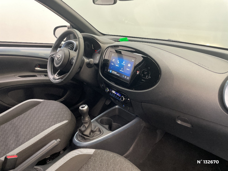 Toyota Aygo Aygo X 1.0 VVT-i 72 Air Design 2024 - photo n°10 Toyota Aygo Aygo X 1.0 VVT-i 72 Air Design  occasion à Jaux - photo n°10