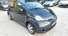 Toyota Aygo occasion 2006 mise en vente à Les Pennes-Mirabeau par le garage CITY CARS - photo n°1