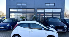 Toyota Aygo , garage MRM AUTO � NOUVOITOU