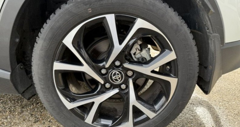 Toyota C-HR 1.2 TURBO 116CH GRAPHIC 2WD 2019 - photo n°6 Toyota C-HR 1.2 TURBO 116CH GRAPHIC 2WD  occasion à FUVEAU - photo n°6
