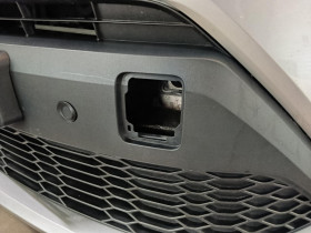 Toyota C-HR 1.8 e-cvt 125hbusiness edition  occasion � Ganges - photo n�6