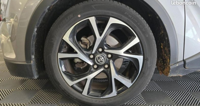 Toyota C-HR 1.8 HSD 122H 100 FULL-HYBRID DESIGN 4X2 E-CVT BVA 2019 - photo n°7 Toyota C-HR 1.8 HSD 122H 100 FULL-HYBRID DESIGN 4X2 E-CVT BVA  occasion à Saint-Apollinaire - photo n°7
