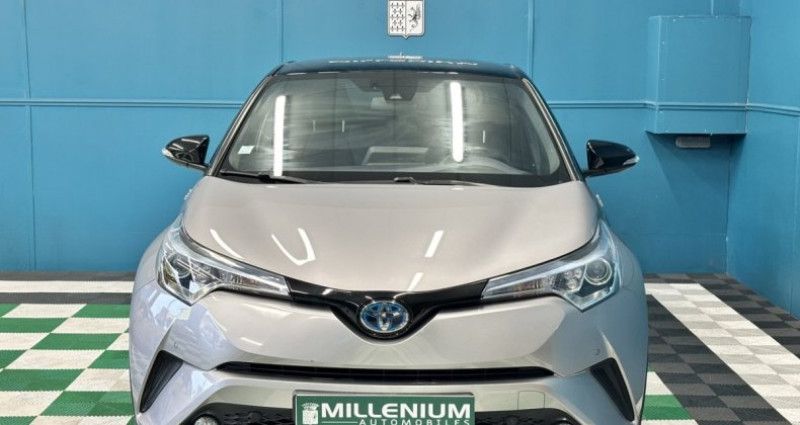 Toyota C-HR 122H GRAPHIC 2WD E-CVT 2018 - photo n°3 Toyota C-HR 122H GRAPHIC 2WD E-CVT  occasion à Royan - photo n°3