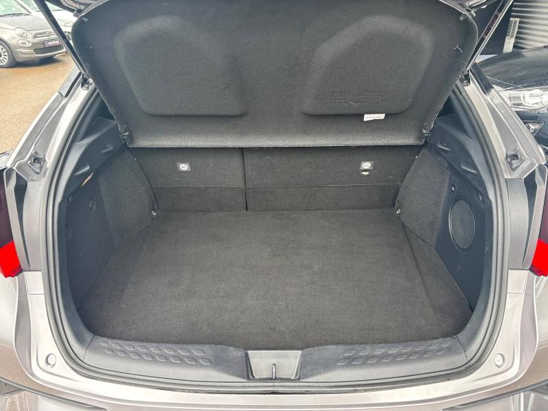Toyota C-HR 184h Collection 2WD E-CVT MY20  occasion  Barberey-Saint-Sulpice - photo n13