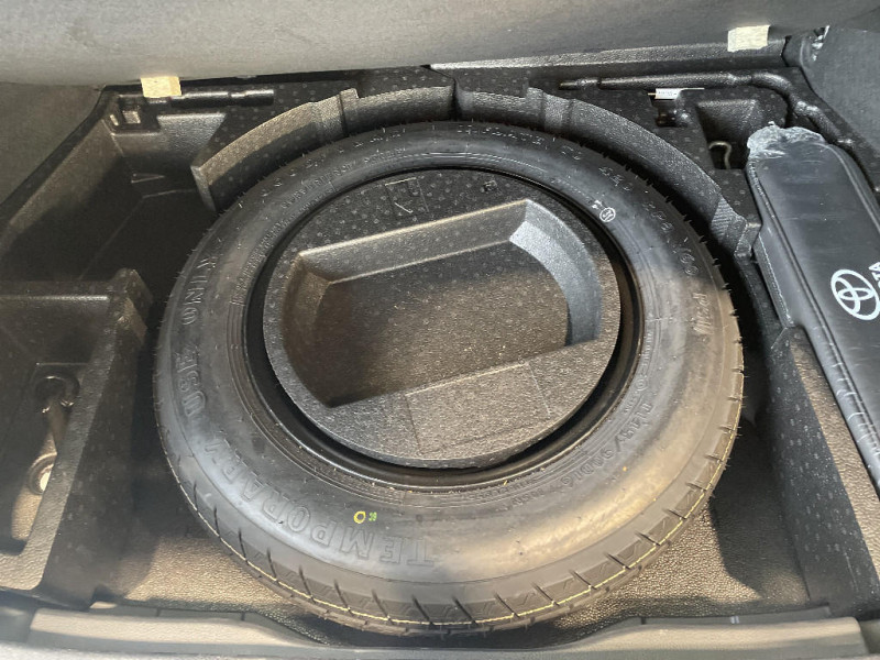 Toyota C-HR C-HR Hybride 1.8L Dynamic Business+Stage Hybrid Academy  occasion  Jaux - photo n17