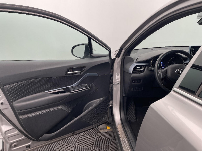 Toyota C-HR C-HR Hybride 1.8L Dynamic Business+Stage Hybrid Academy  occasion  La Chapelle-Longueville - photo n19