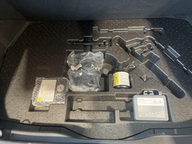 Toyota C-HR C-HR Hybride 1.8L Dynamic Business+Stage Hybrid Academy  occasion � Jaux - photo n�17