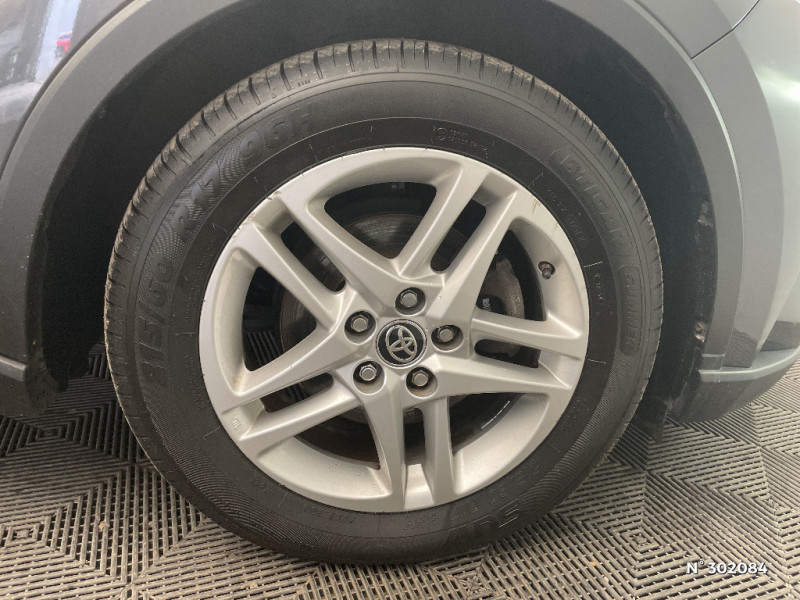 Toyota C-HR C-HR Hybride 1.8L Dynamic Business+Stage Hybrid Academy  occasion � Beauvais - photo n�8