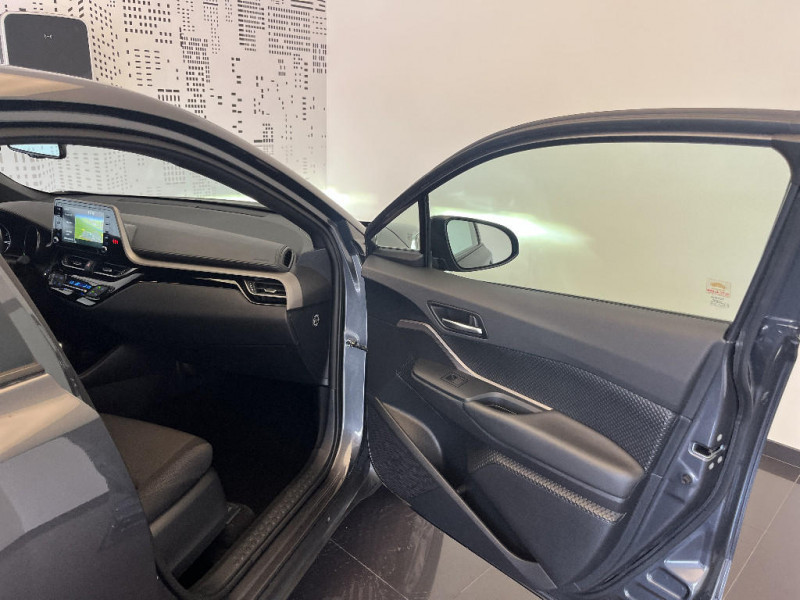 Toyota C-HR C-HR Hybride 1.8L Dynamic Business+Stage Hybrid Academy  occasion  Saint-Maximin - photo n20