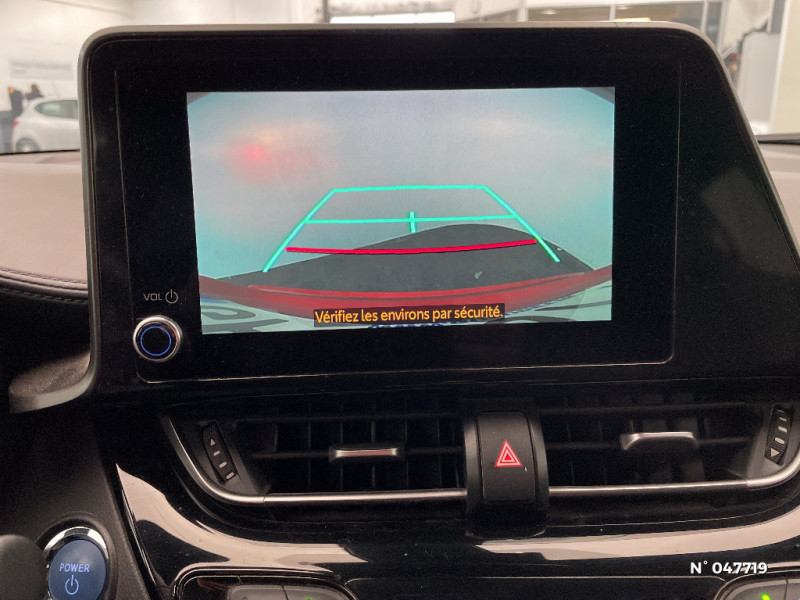 Toyota C-HR C-HR Hybride 1.8L Dynamic 2022 - photo n°14 Toyota C-HR C-HR Hybride 1.8L Dynamic  occasion à Boulogne-sur-Mer - photo n°14