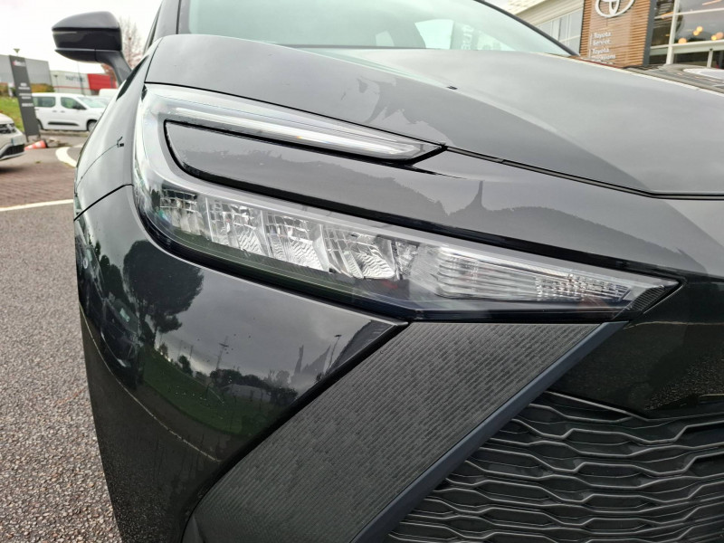 Toyota C-HR C-HR Hybride 140 Design 5p 2024 - photo n°16 Toyota C-HR C-HR Hybride 140 Design 5p  occasion à Brive-la-Gaillarde - photo n°16