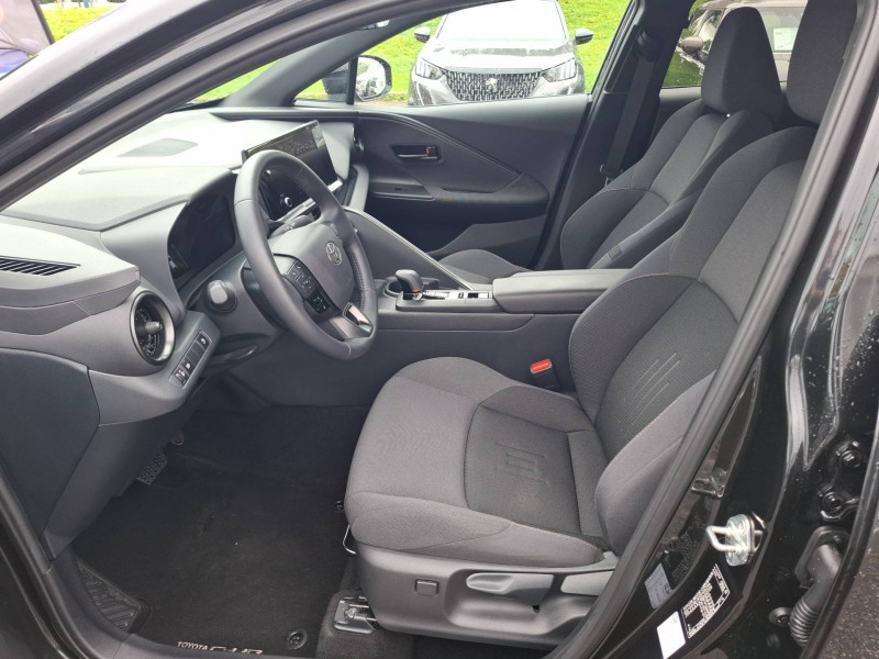 Toyota C-HR C-HR Hybride 140 Design 5p 2024 - photo n°10 Toyota C-HR C-HR Hybride 140 Design 5p  occasion à Brive-la-Gaillarde - photo n°10