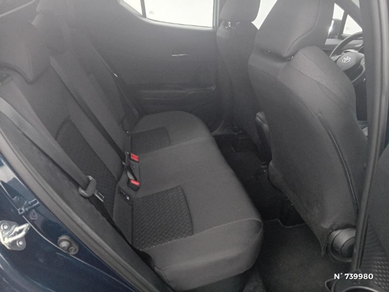 Toyota C-HR C-HR Hybride 2.0L Distinctive 2023 - photo n°11 Toyota C-HR C-HR Hybride 2.0L Distinctive  occasion à Tillé - photo n°11