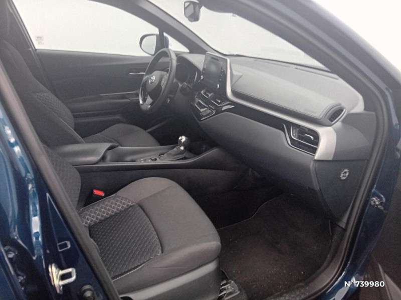 Toyota C-HR C-HR Hybride 2.0L Distinctive 2023 - photo n°10 Toyota C-HR C-HR Hybride 2.0L Distinctive  occasion à Tillé - photo n°10