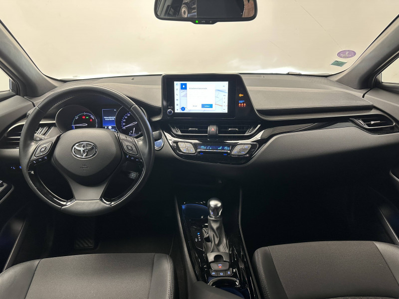 Toyota C-HR C-HR Hybride 2.0L Edition 5p 2022 - photo n°12 Toyota C-HR C-HR Hybride 2.0L Edition 5p  occasion à PERIGUEUX - photo n°12