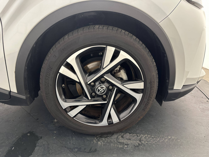 Toyota C-HR C-HR Hybride 2.0L Edition 5p 2022 - photo n°10 Toyota C-HR C-HR Hybride 2.0L Edition 5p  occasion à PERIGUEUX - photo n°10