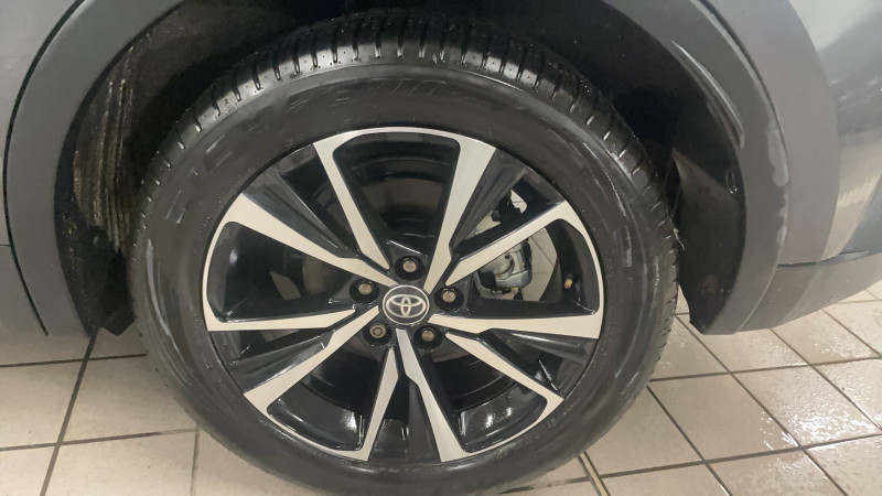 Toyota C-HR C-HR Hybride 200 Design 5p 2024 - photo n°14 Toyota C-HR C-HR Hybride 200 Design 5p  occasion à Brive-la-Gaillarde - photo n°14