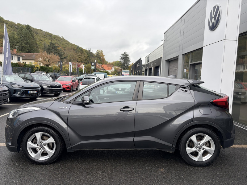 Toyota C-HR C-HR Pro Hybride 122h Dynamic 5p 2018 - photo n°4 Toyota C-HR C-HR Pro Hybride 122h Dynamic 5p  occasion à Figeac - photo n°4