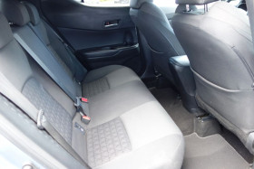 Toyota C-HR Hybride 1.8L 122 ch BVA  occasion  Beaupuy - photo n8