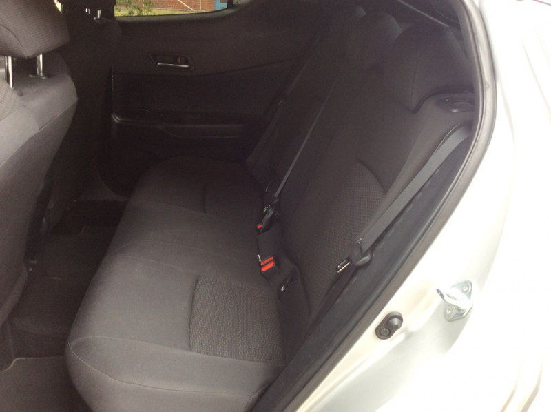 Toyota C-HR Hybride 1.8L 122 ch BVA  occasion  Beaupuy - photo n7