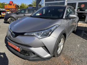 Toyota C-HR occasion 2018 mise en vente à Lormont par le garage VPN AUTOS BORDEAUX - LORMONT - photo n°1