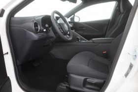Toyota C-HR Hybride 140  occasion  Beaupuy - photo n8