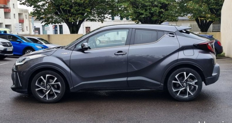 Toyota C-HR hybride 184h graphic 16v cvt 2020 - photo n°2 Toyota C-HR hybride 184h graphic 16v cvt  occasion à LA ROCHE SUR YON - photo n°2